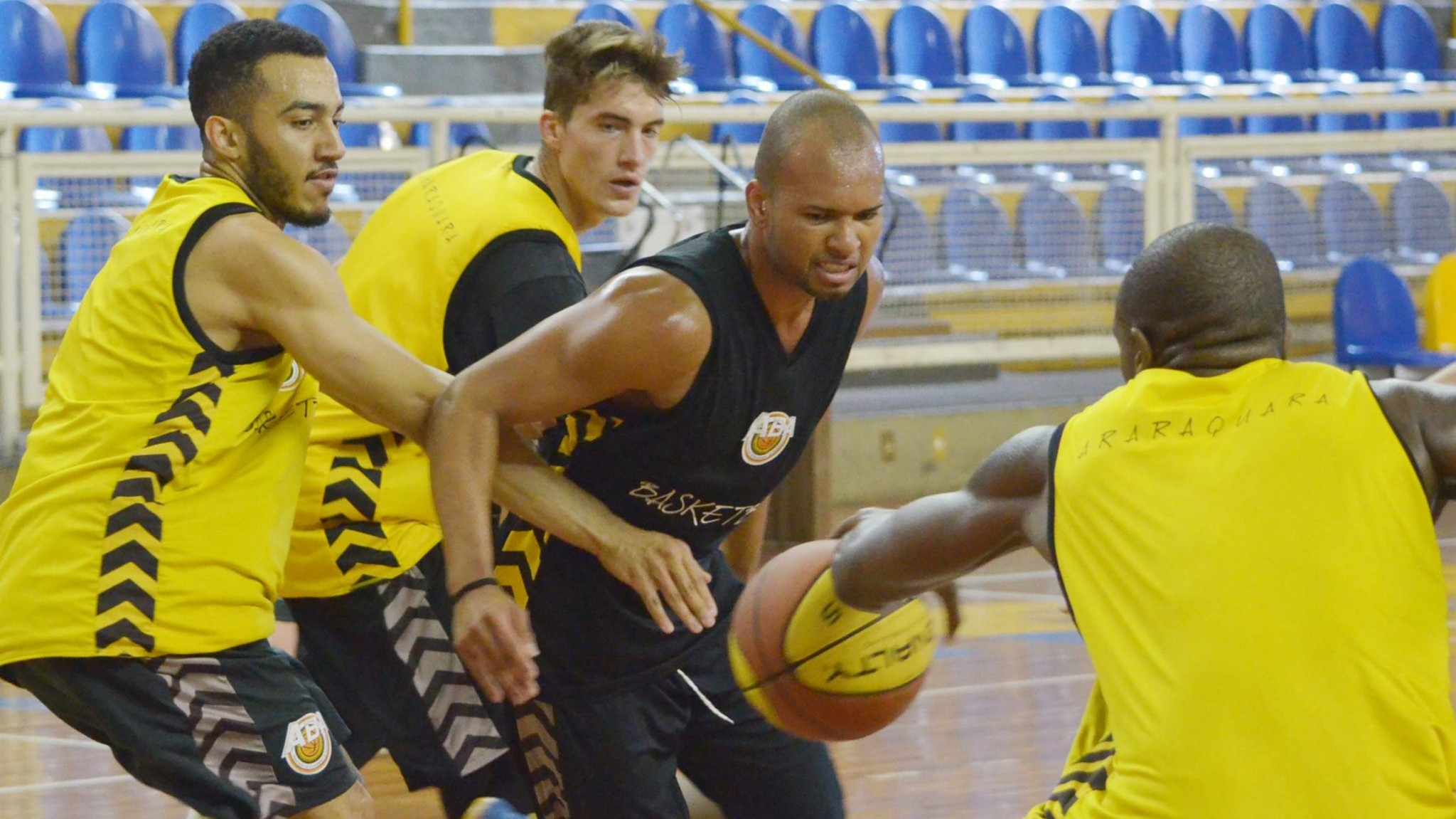 Basquete Masculino Estreia Vit Ria Nos Abertos Portal Morada