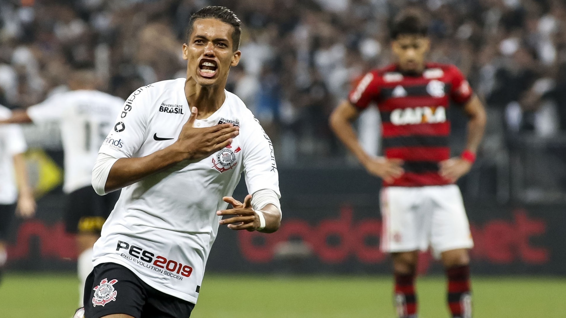 Corinthians elimina o Flamengo e vai à final da Copa do Brasil