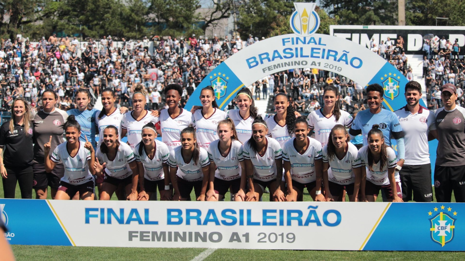 Ferroviária recebe prêmio de melhor projeto de futebol feminino