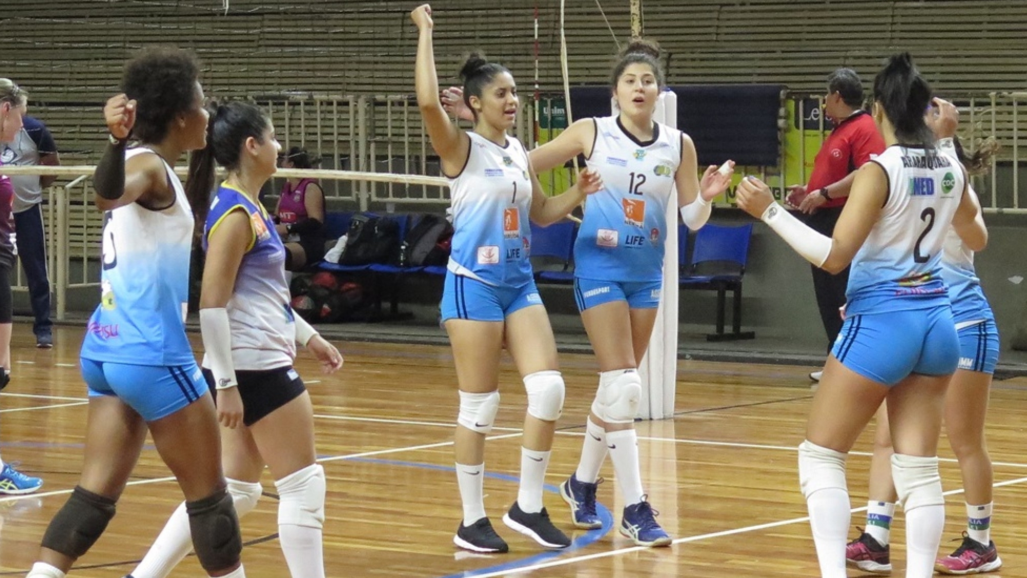 Vôlei feminino sub-20 de Araraquara vence São Carlos Clube - Portal Morada  - Notícias de Araraquara e Região