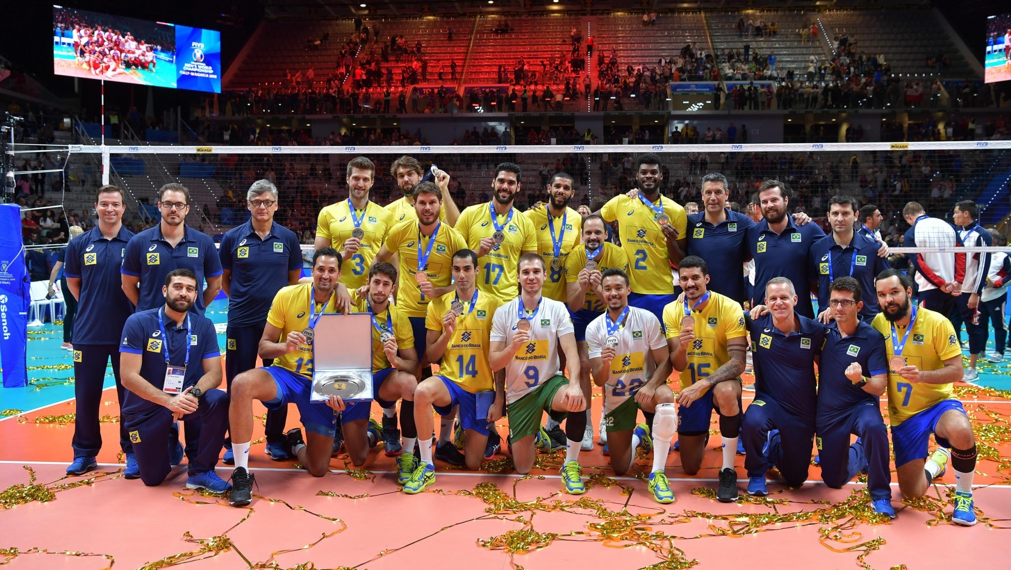 Brasil vence Catar e continua 100% no Mundial de vôlei masculino