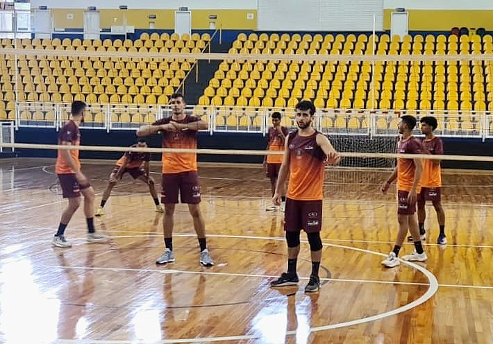 Vôlei feminino de Araraquara faz primeiro jogo em casa pelo Campeonato  Paulista - Portal Morada - Notícias de Araraquara e Região