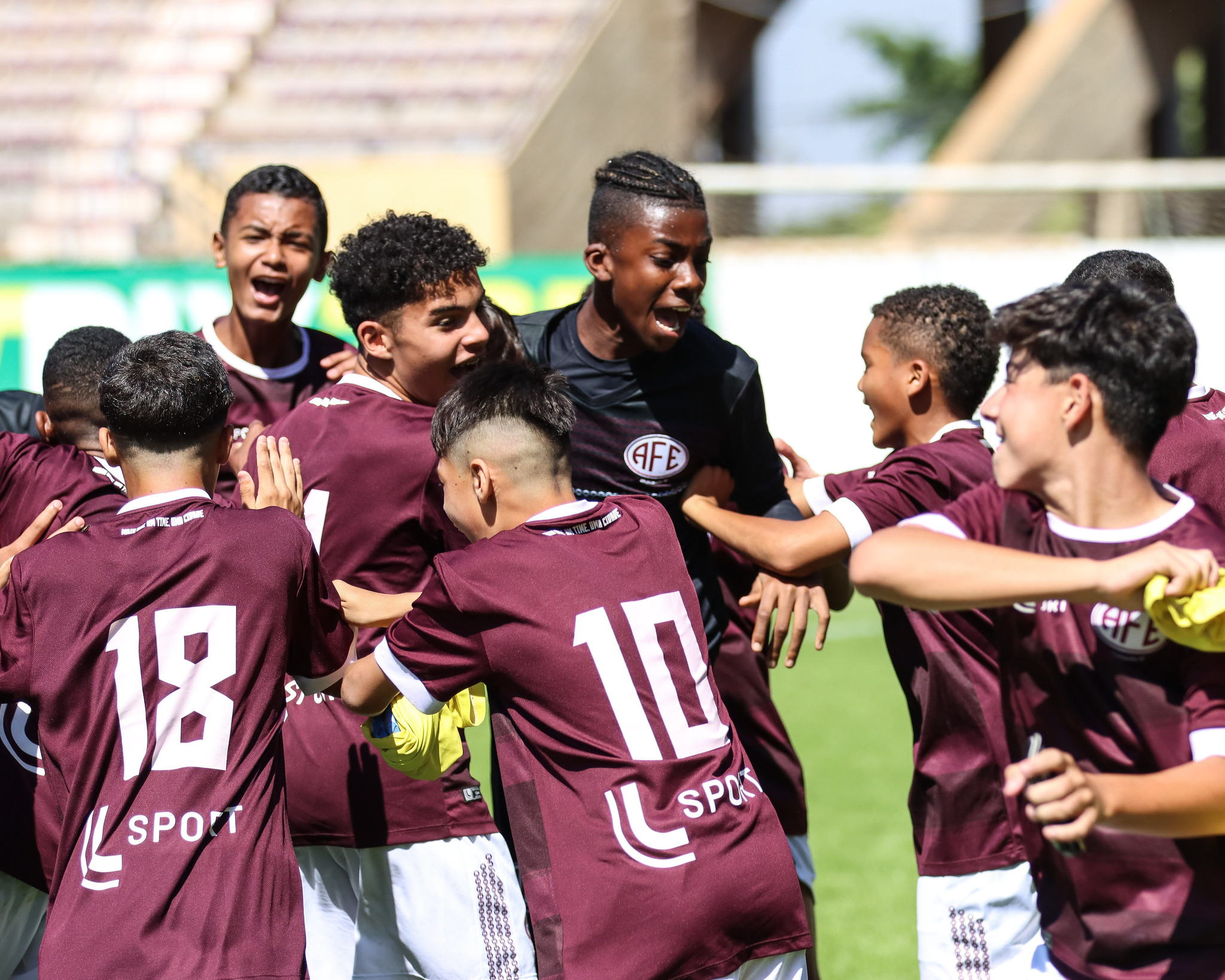 Federação Paulista de Futebol - FPF - No retorno do Paulista Sub-17, estes  são os confrontos que marcam o sábado (27) de futebol. #PaixãoQueNãoSeMede  #EsseÉoMeuJogo #FutebolPaulista #FPF