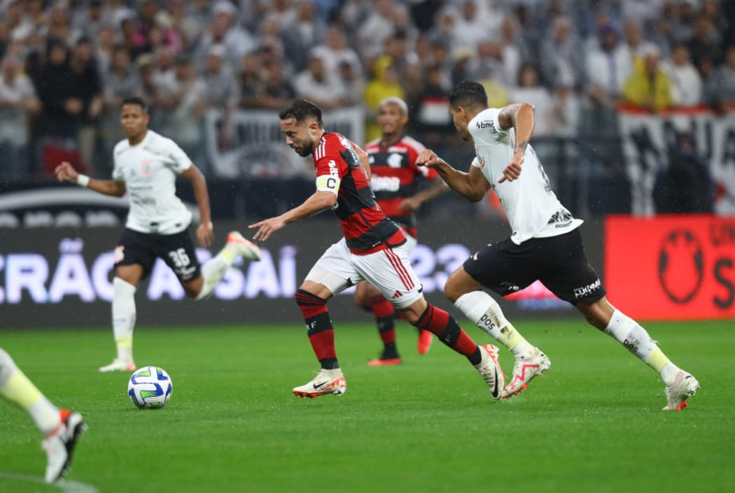 Corinthians e Flamengo empatam no primeiro capítulo da final da