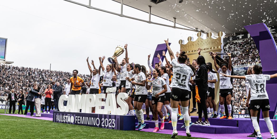 Corinthians goleia São Paulo e conquista o Paulistão Feminino