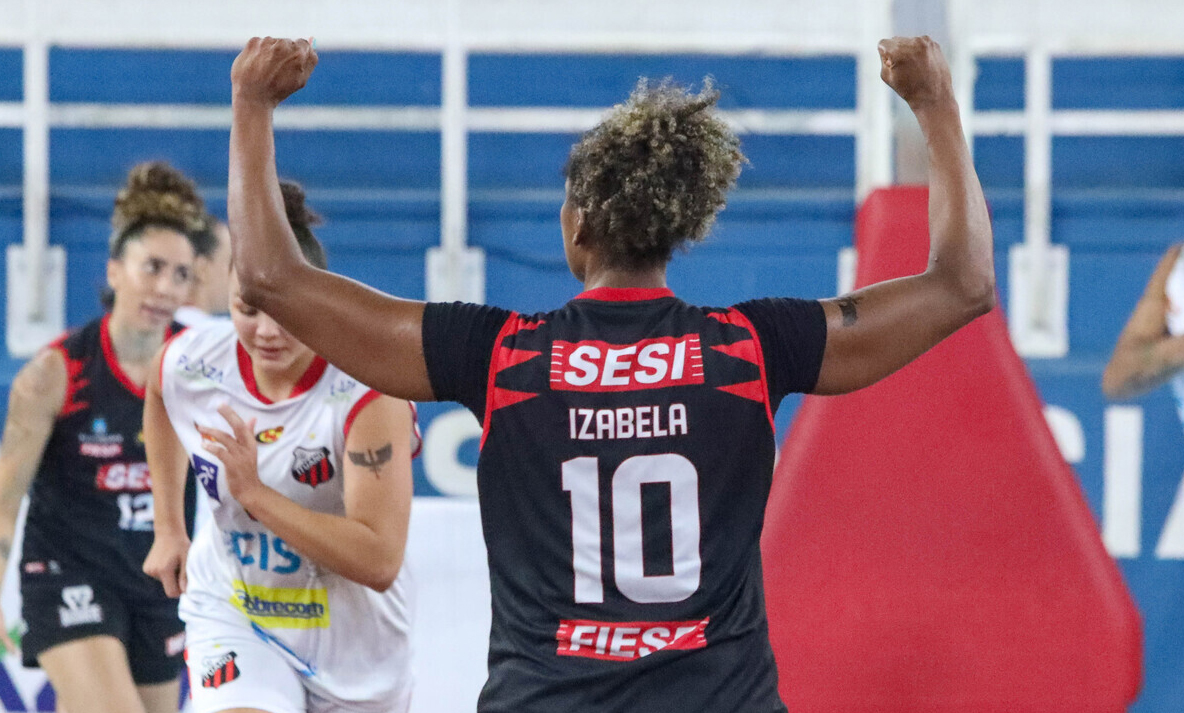 Sesi Araraquara vence a terceira seguida no Paulista de Basquete