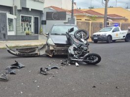 Acidente na Henrique Lupo deixa motociclista ferido