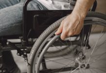 Eleitores com deficiência podem solicitar transporte gratuito para ir votar